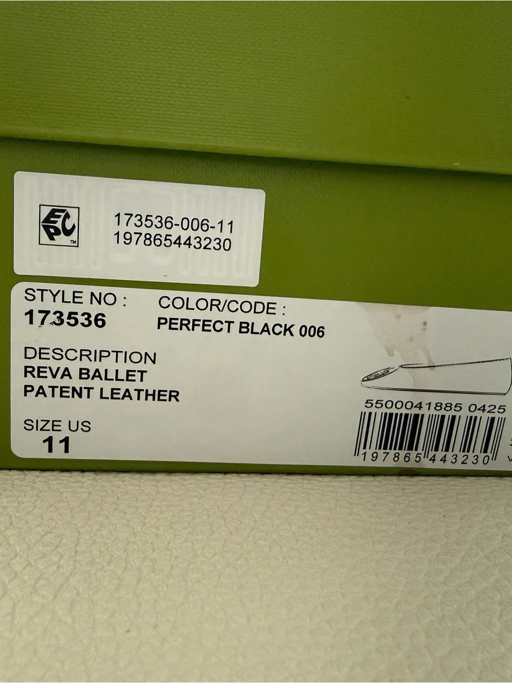 NWT REVA Tory Burch Black Patent Logo Medallion Ballet Flats size 11M